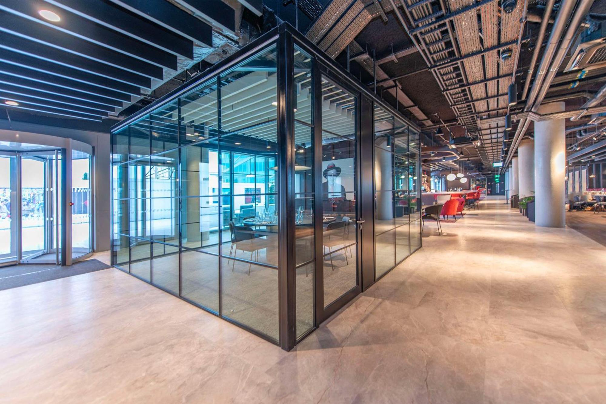 Radisson Red Galway酒店 外观 照片